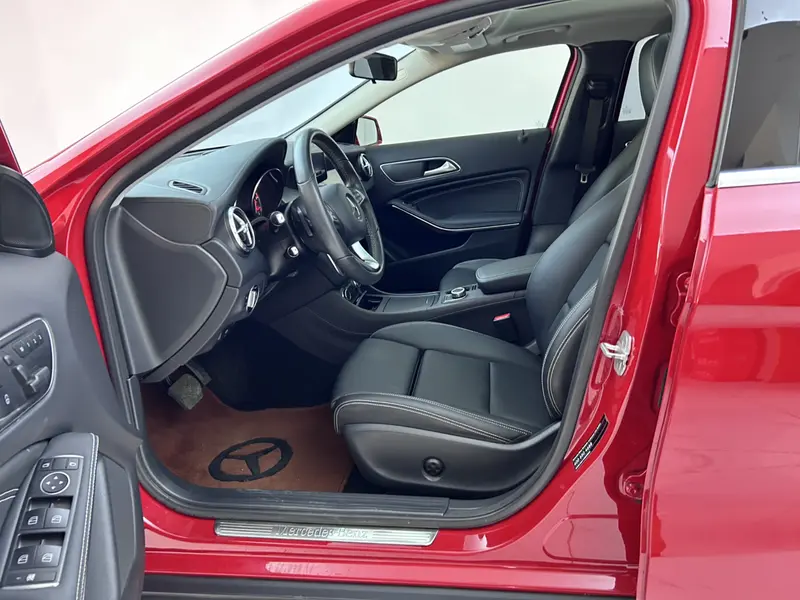 Mercedes-Benz GLA — фото 16