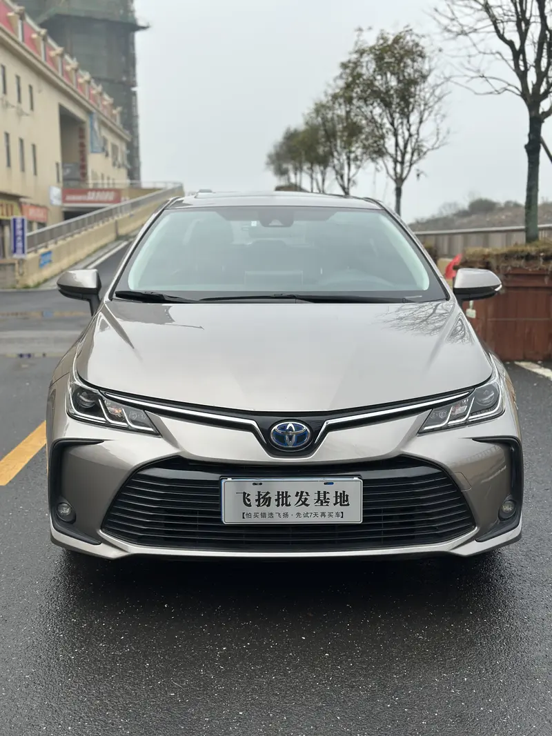 Toyota Corolla — фото 2