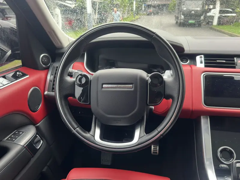 Land Rover Range Rover Sport — фото 12