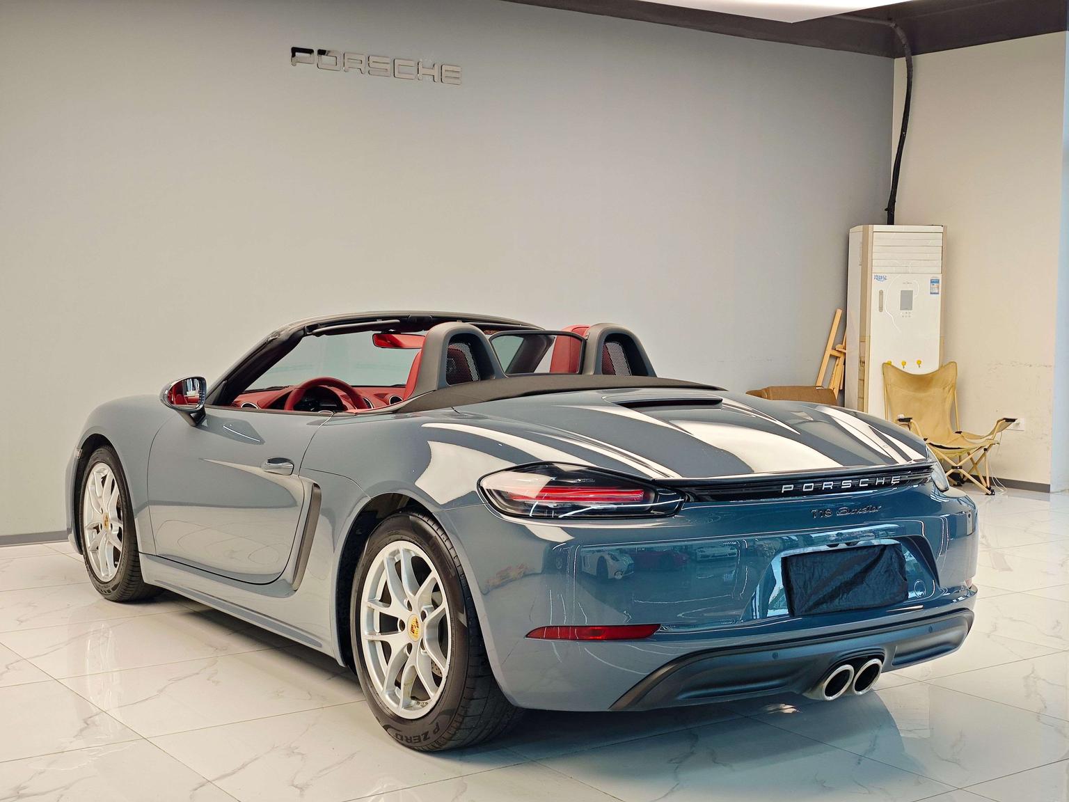 Porsche 718 2018 Boxster 2.0T