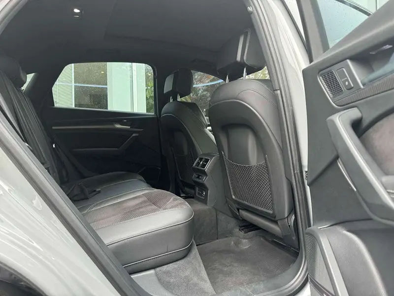 Audi Q5L Sportback — фото 12