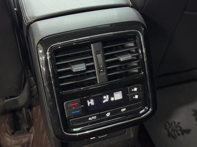 Volkswagen Passat id 4387242 из Китая 17