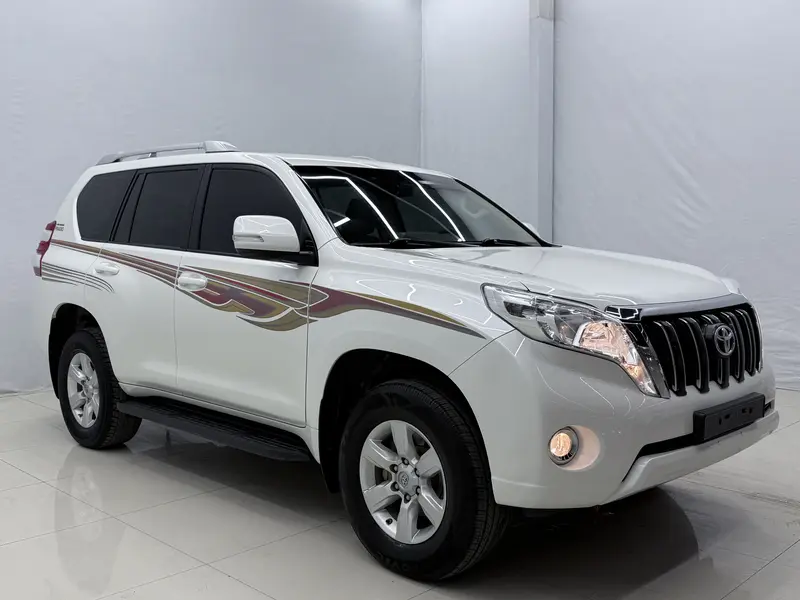 Toyota Prado — фото 3