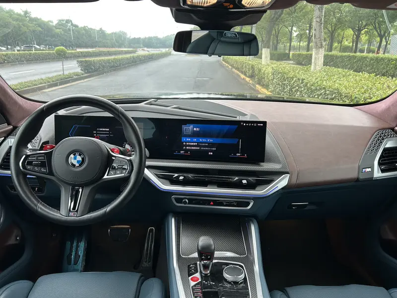 BMW XM — фото 5