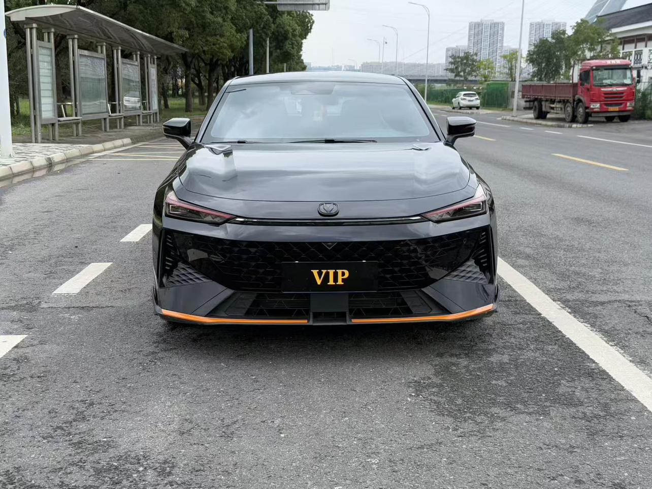 Changan UNI-V: фотография 3 из 13