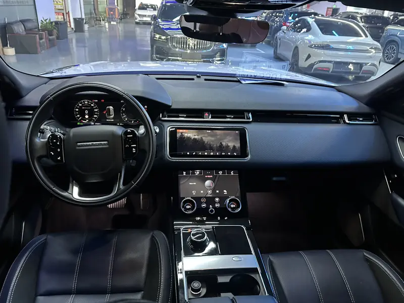 Land Rover Range Rover Velar — фото 5