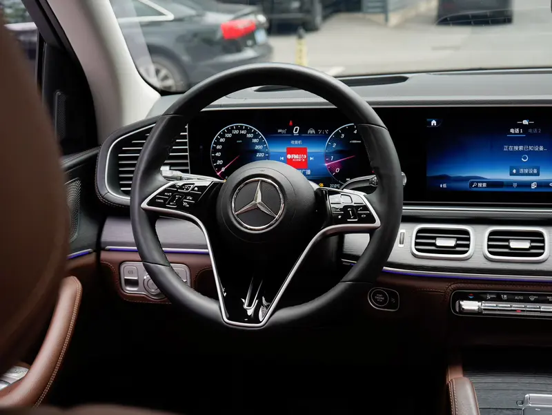 Mercedes-Benz GLE — фото 8