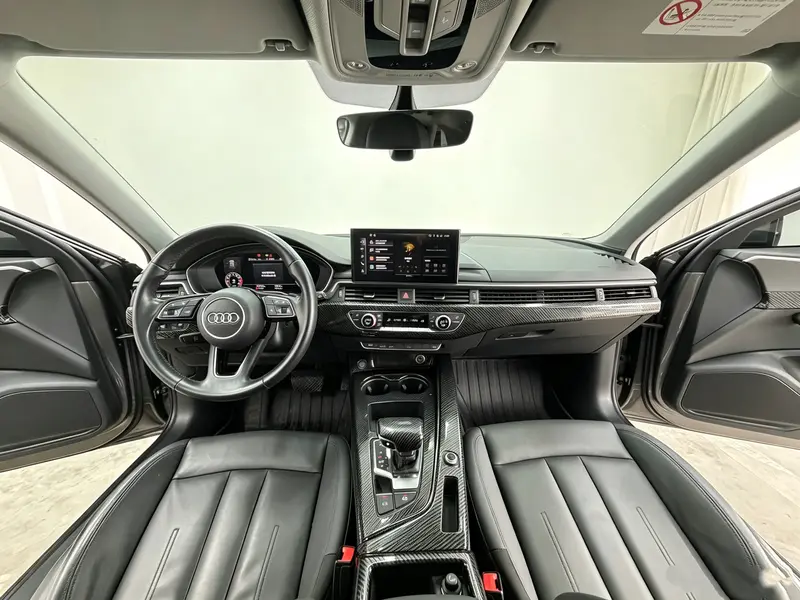Audi A4 — фото 14