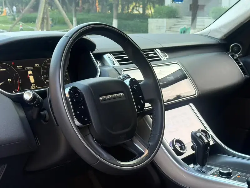 Land Rover Range Rover Sport 3.0 V6 SC HSE DYNAMIC — фото 6