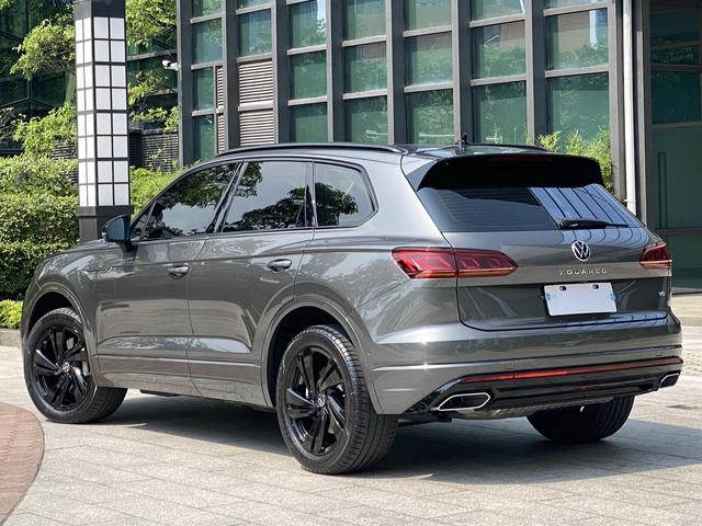 Volkswagen Touareg id 4392280 из Китая 16