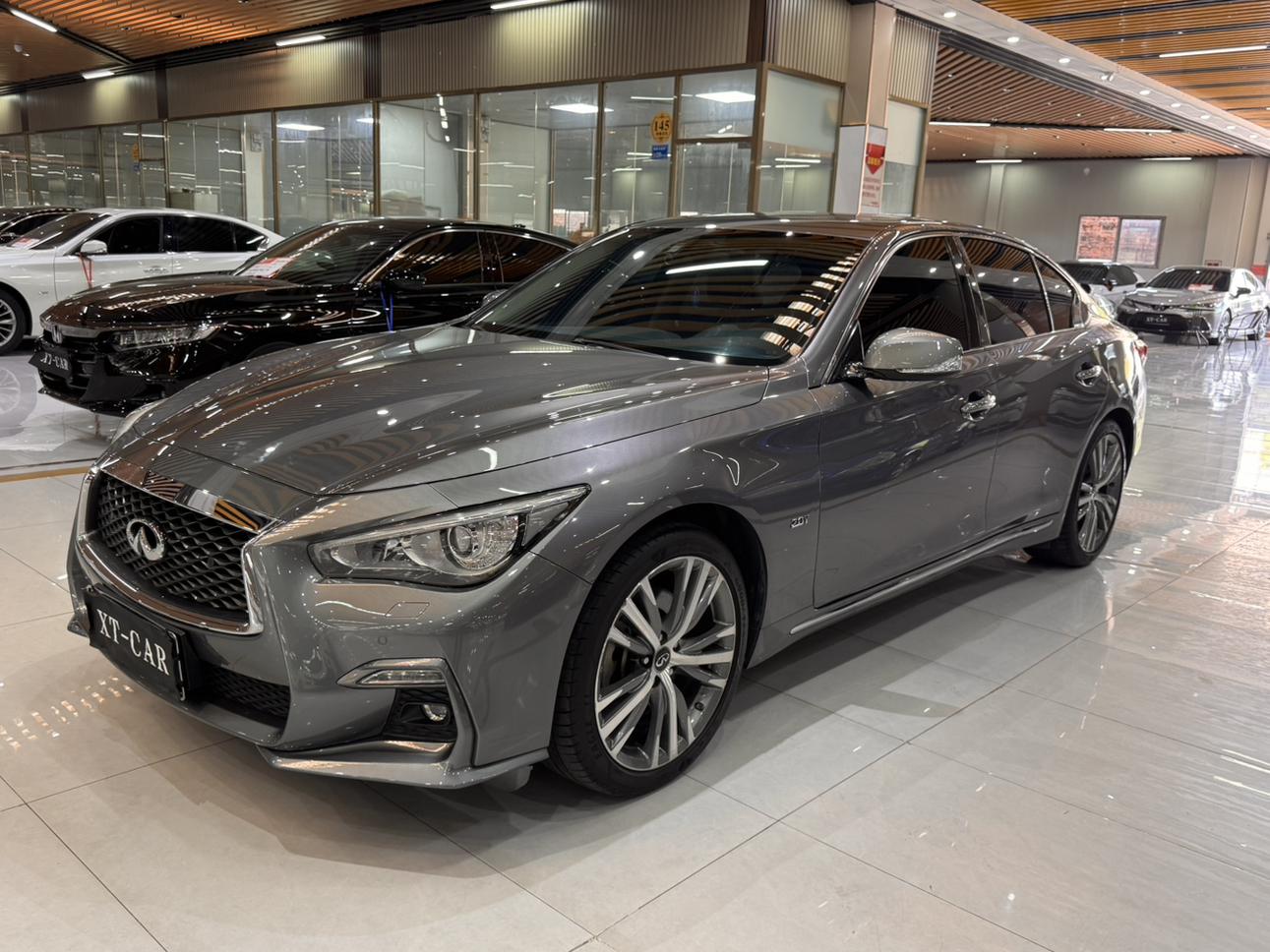 Infiniti Q50L