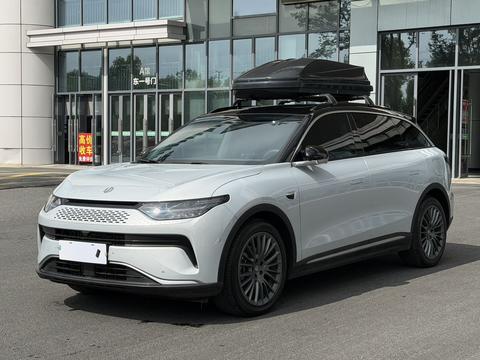 Leapmotor C11