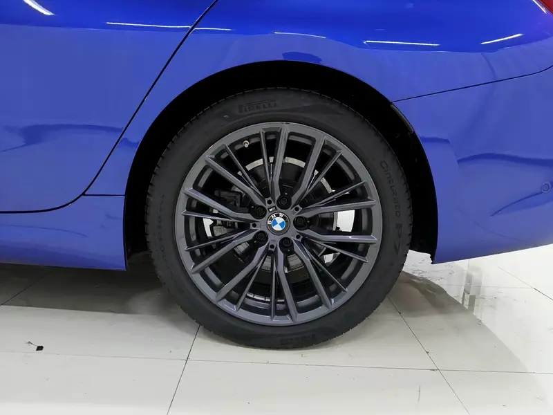 BMW 3 Series — фото 11