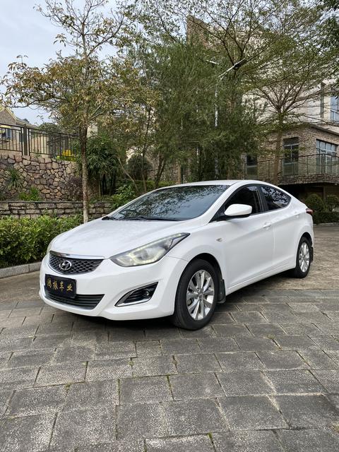 Hyundai Elantra Langdong, 2016 год