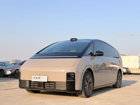 Li Auto MEGA
