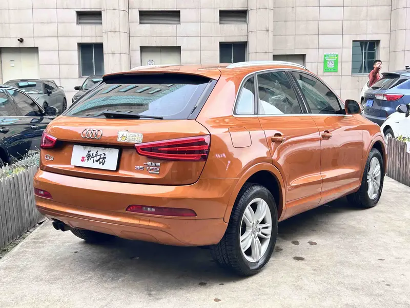 Audi Q3 — фото 4