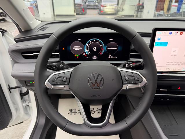 Volkswagen Lavida id 4392370 из Китая 19