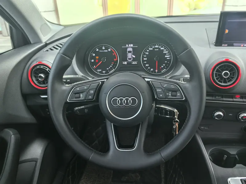 Audi A3 — фото 12