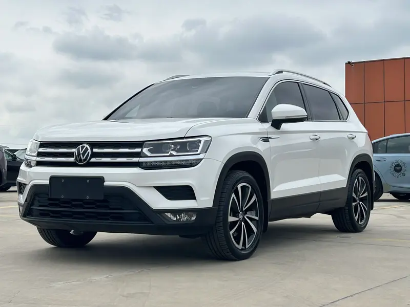Volkswagen Tharu — фото 1