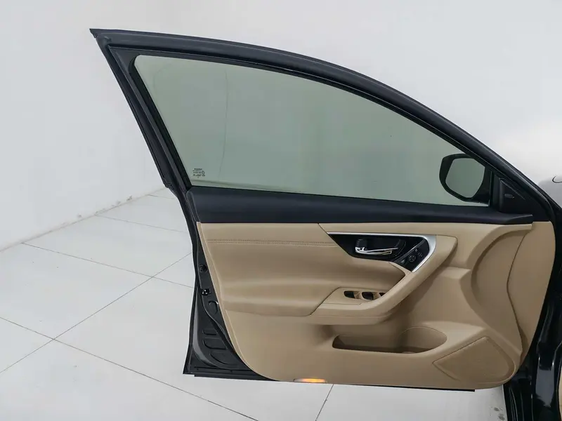 Nissan Teana 2.0 L XLComfort — фото 19