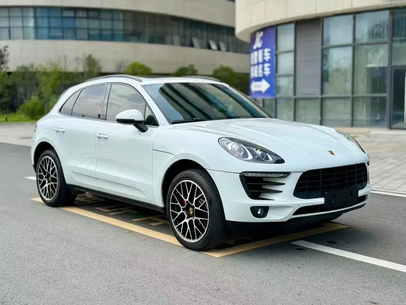 Porsche Macan 2.0 T — фото 3
