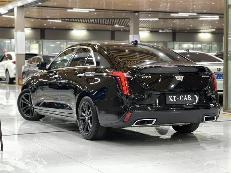 Cadillac CT4 — фото 3