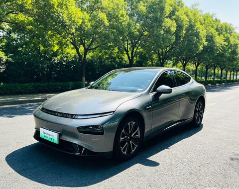 XPeng P7+