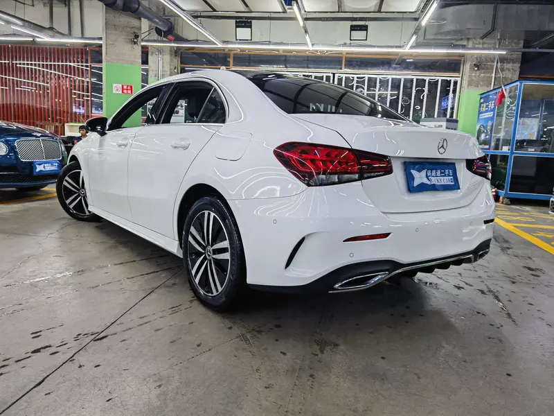 Mercedes-Benz A-Class A 180 L — фото 4