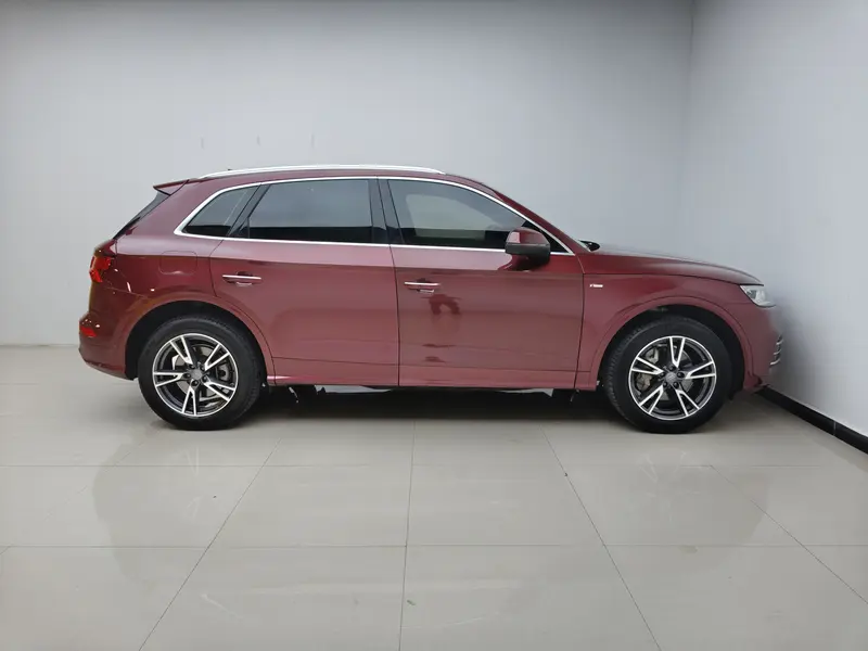 Audi Q5L 40 TFSI стиль V — фото 8