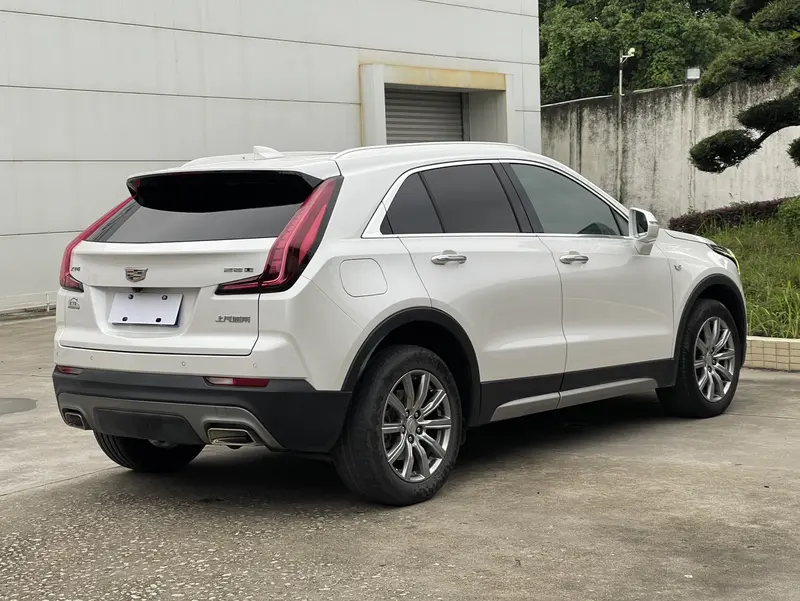 Cadillac XT4 — фото 5