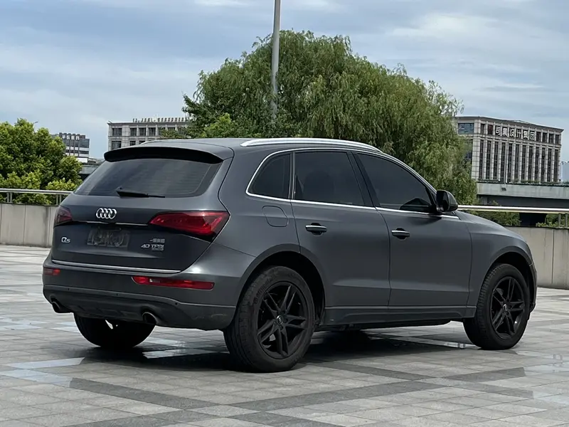 Audi Q5 — фото 5