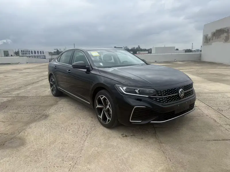 Volkswagen Passat — фото 3