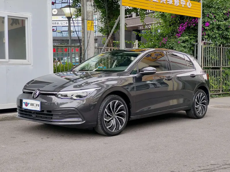 Volkswagen Golf 280 TSI DSG Pro