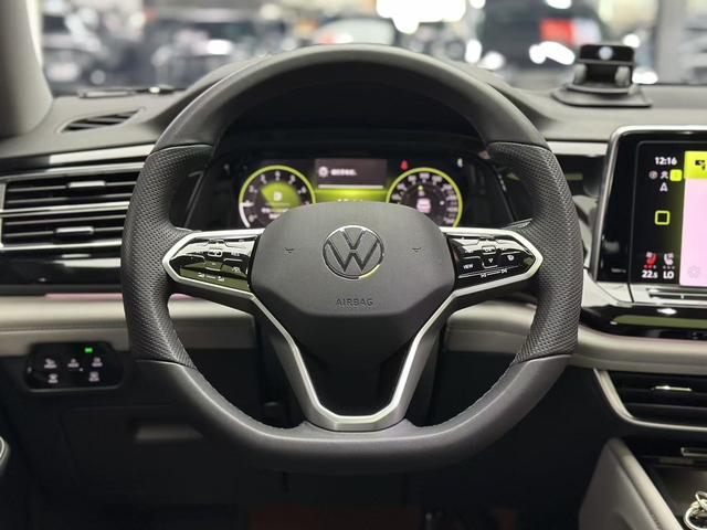 Volkswagen Tourang id 4387369 из Китая 10