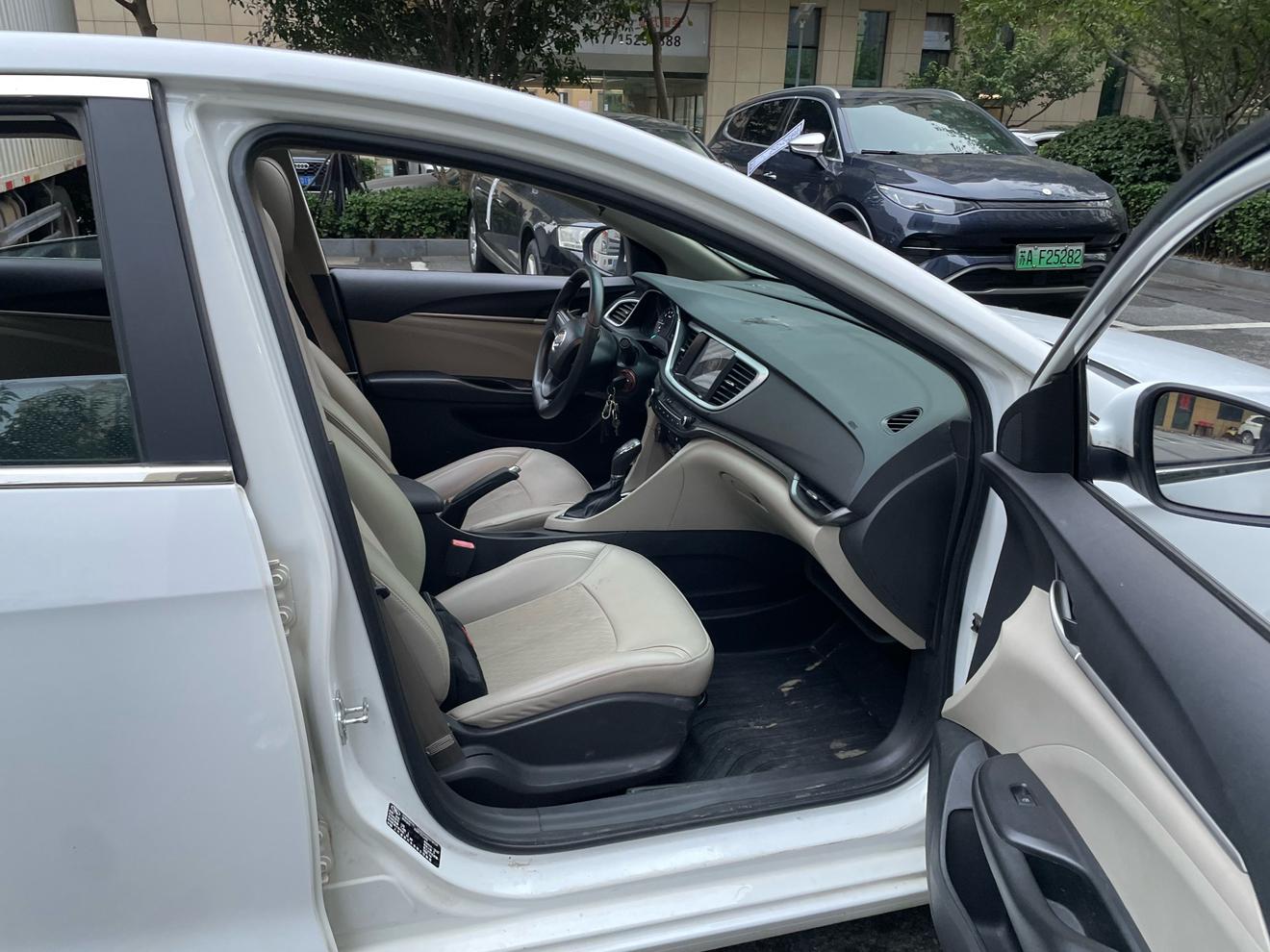 Buick Excelle — фотографии объявления, Фото 15