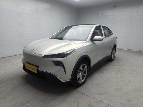 Bestune Yueyi 03