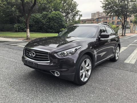 Infiniti QX70