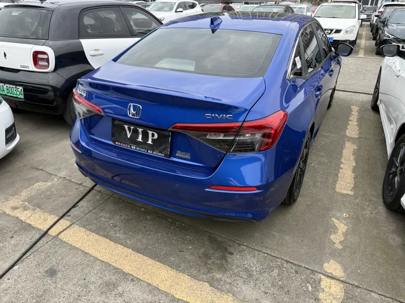 Honda Civic — фото 5