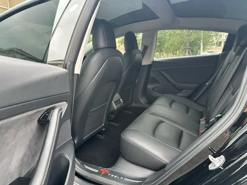 Tesla Model 3 RWD — фото 9