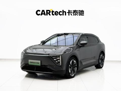 HiPhi HiPhi Y, 2023 год