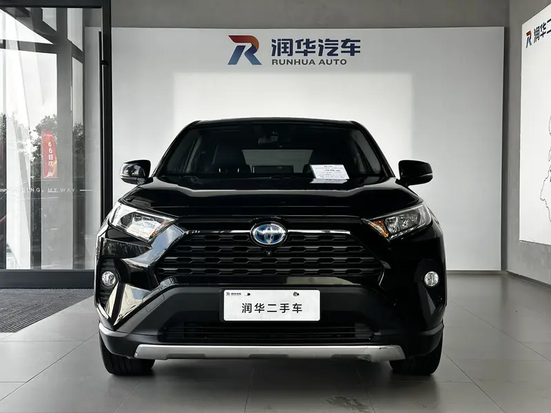 Toyota RAV4 — фото 2