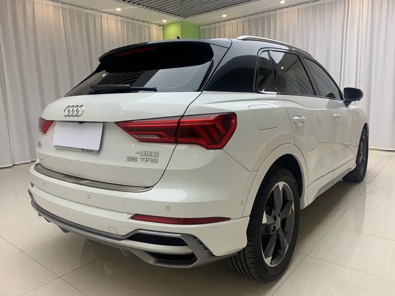 Audi Q3 — фото 6