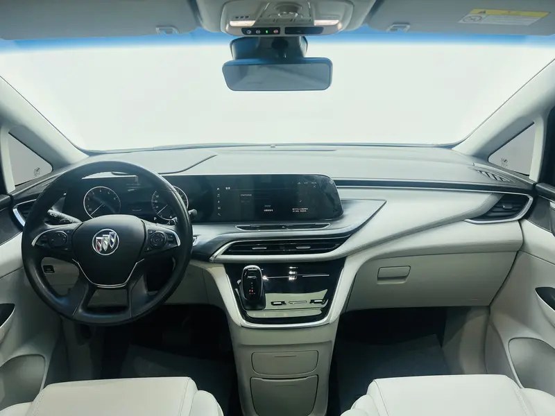 Buick GL 8 ES 2.0 T — фото 14