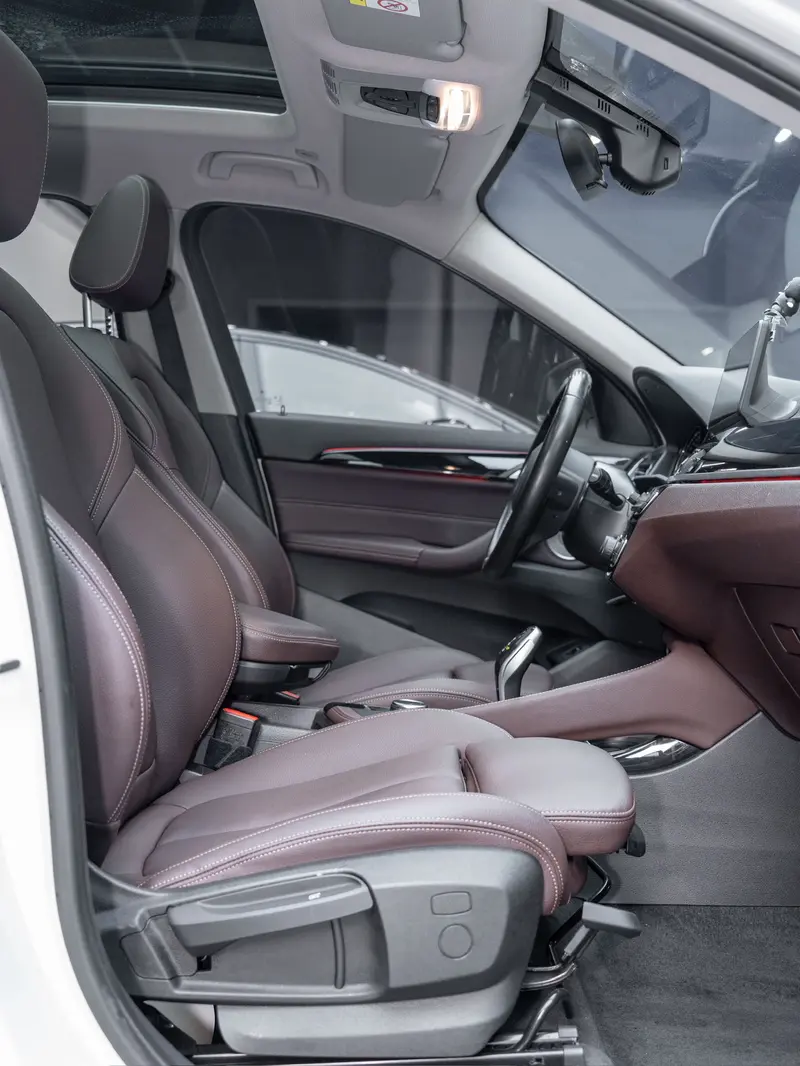 BMW X1 sDrive20Li премиум — фото 14