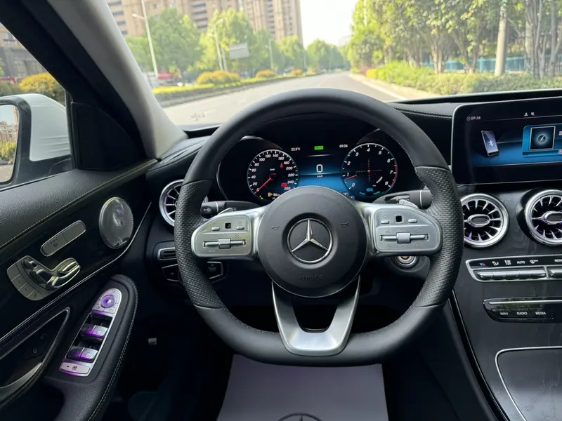 Mercedes-Benz C-Class C 260 L Sport — фото 7