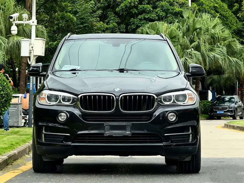 BMW X5 — фото 2