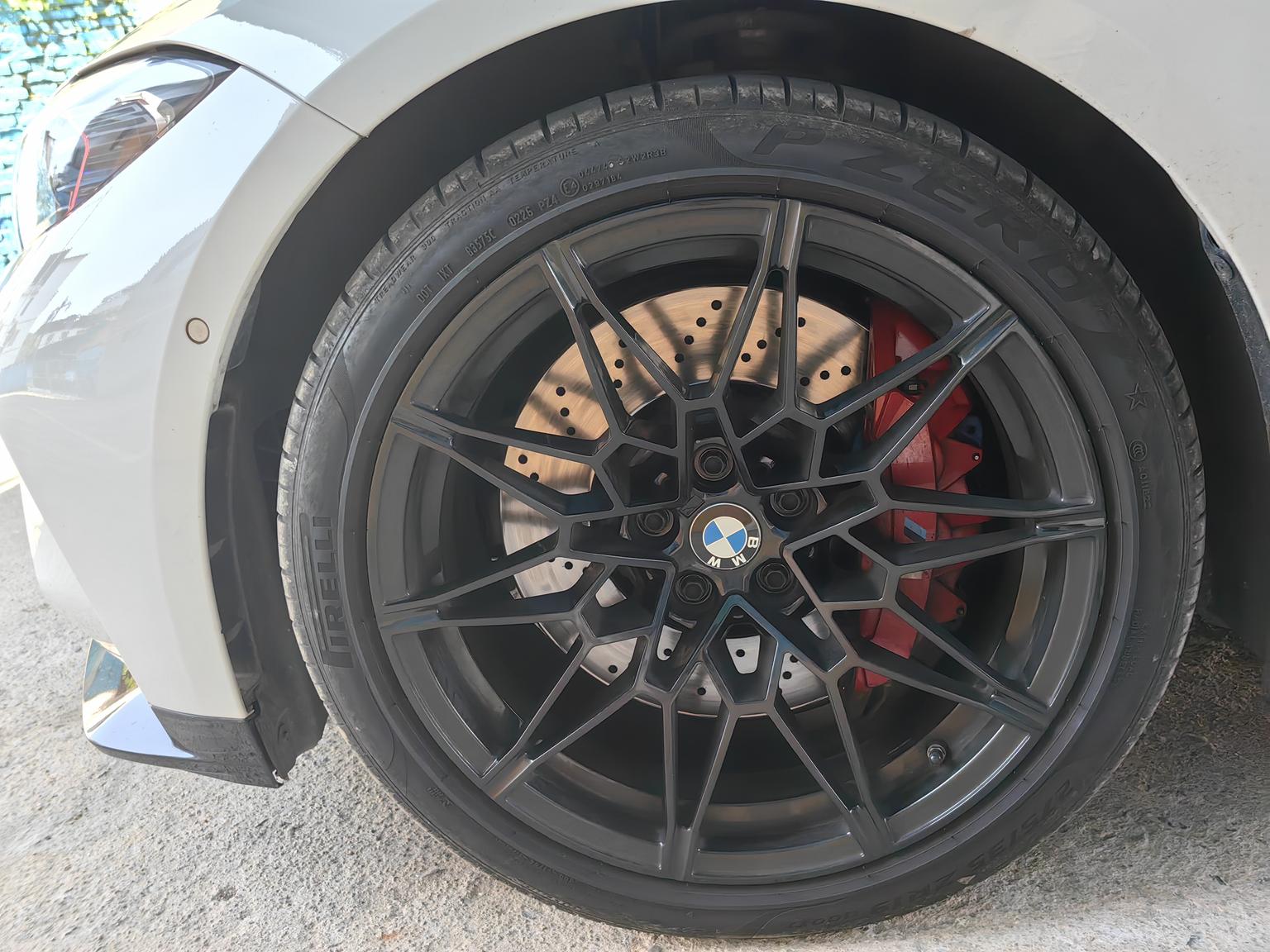 BMW M4: фотография 12 из 14
