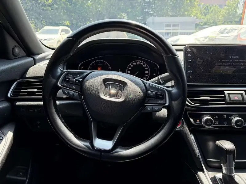 Honda Inspire — фото 10