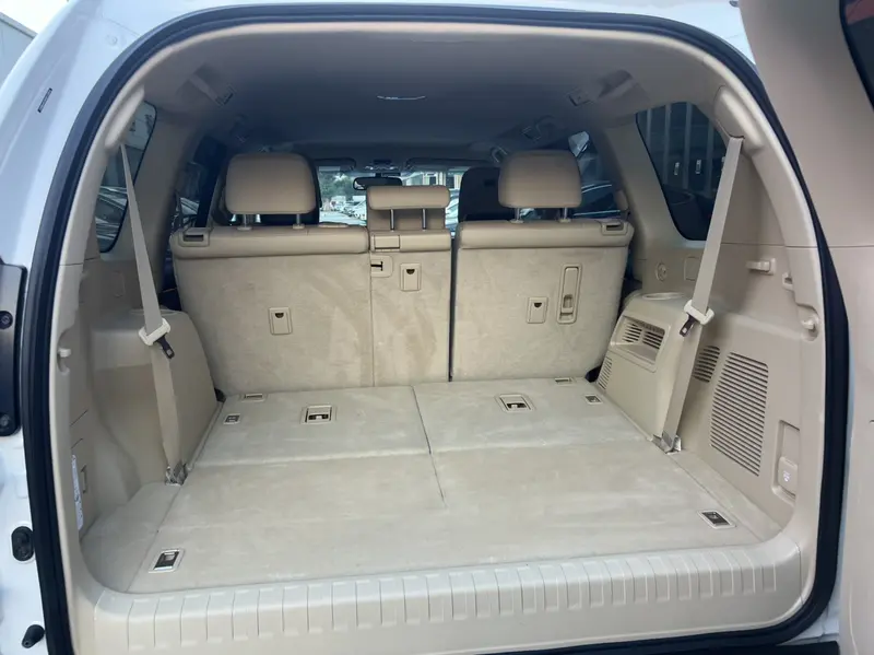 Toyota Prado — фото 11