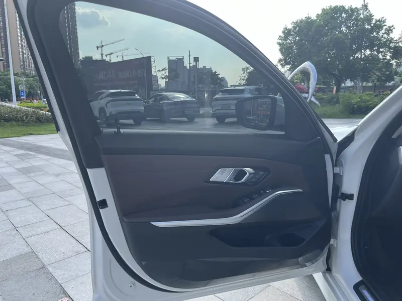 BMW 3 Series — фото 17